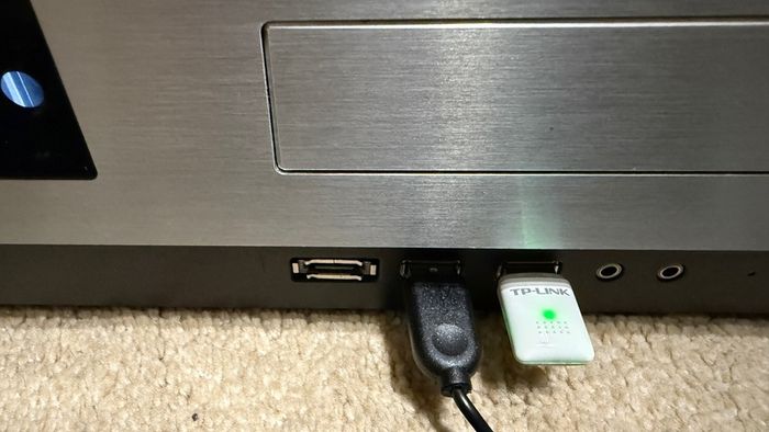 Antec media PC desktop Win 7pro +monitor