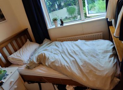 Single Bed