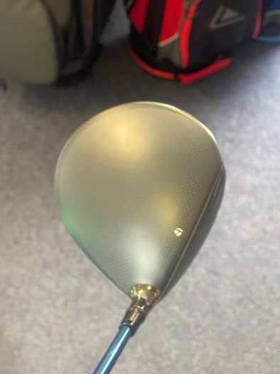 Taylormade Qi35 Driver - Left Hand