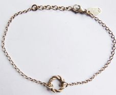 Vintage 925 Sterling Silver Bracelet with Twisted Circle Charm