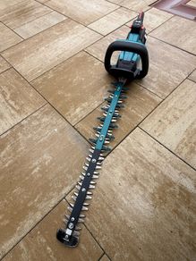 Hedge trimmer Makita DUH601Z 18V for Gardening Professionals