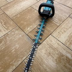 Hedge trimmer Makita DUH601Z 18V for Gardening Professionals