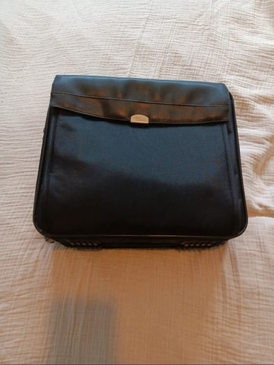 Seimens laptop bag multiple compartments 5 euro