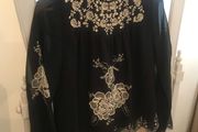 Stunning River Island Blouse size 8