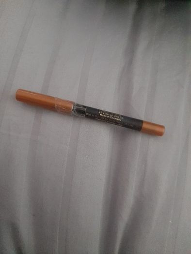 Makeup eye pencil