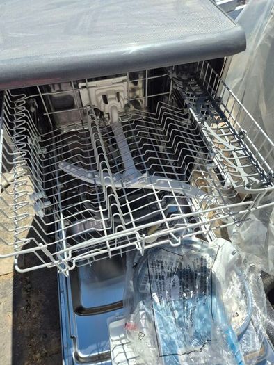 Hotpoint Aquarius Dishwasher