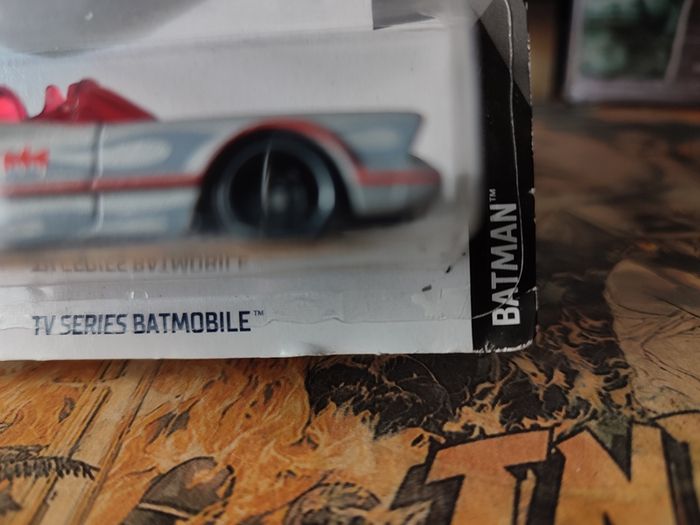 TV Series Batmobile Silver ! Batman TV Series ! 2017 ! Hot Wheels ! Mattel !