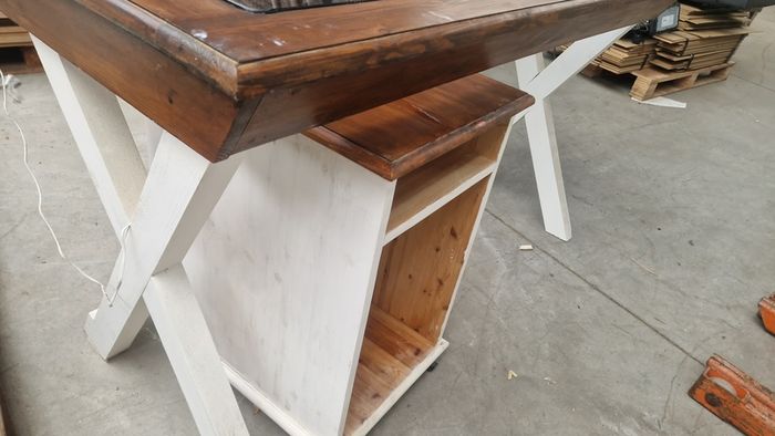 desk