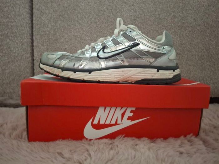 Nike p6000 metallic Silver