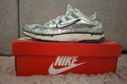 Nike p6000 metallic Silver