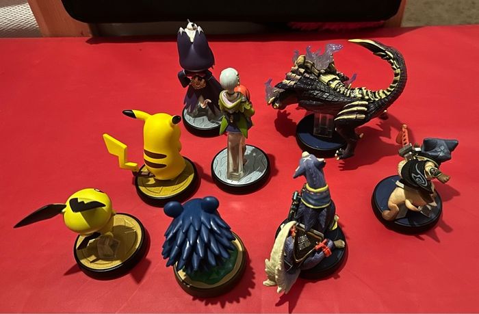 Nintendo Switch Amiibo Figures read description