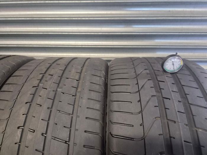 Pirelli 255/35R19 + 285/30R19