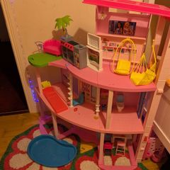 Barbie dream house
