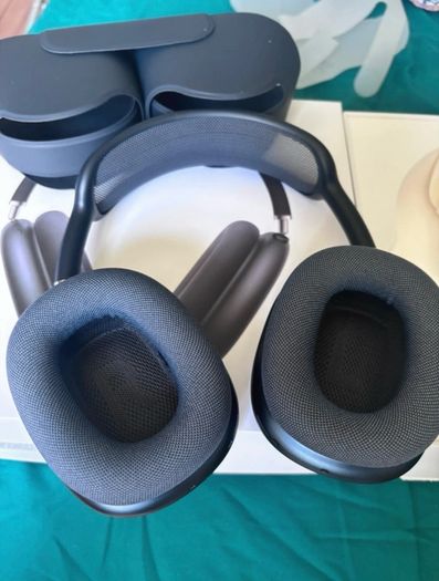 AirPods Max