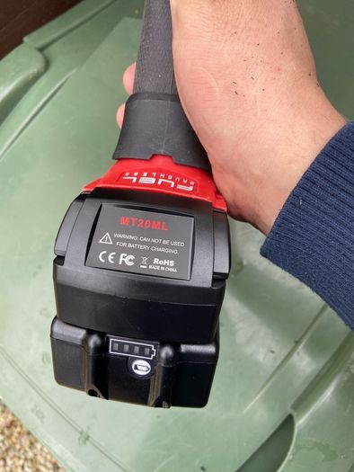 Milwaukee adapter for makita battery