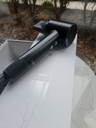Hairdryer