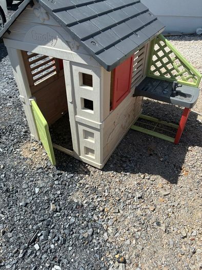 smoby playhouse with kitchen