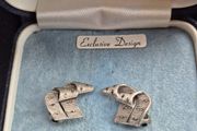 Vintage Silver Earrings with Little Stones.
