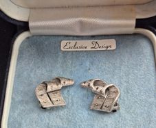 Vintage Silver Earrings with Little Stones.