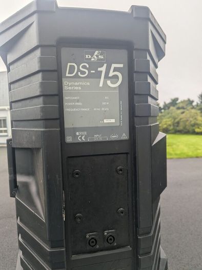 2 DAS DS-15 Passive Tops with 2 Stands