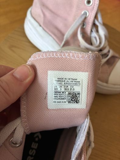 Dusty pink converse high tops