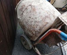 electric cement mixer