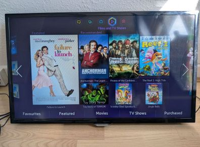 Samsung smart TV and wall bracket