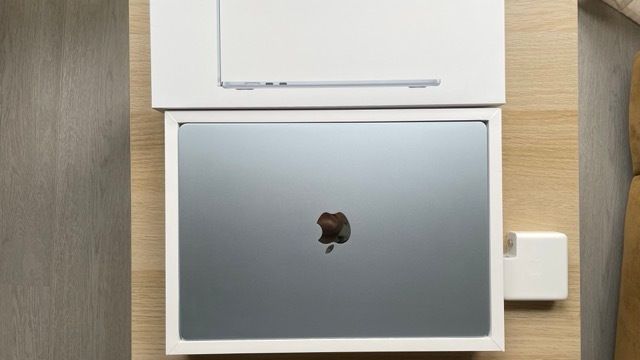 Macbook Air 15 M4 / 24gb Ram / 1tb Ssd / Sky Blue