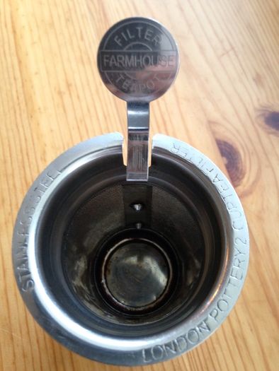 London Pottery Farmhouse 2-Cup Teapot