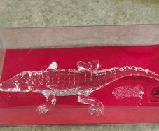 Crystal: Figurines Alligator, 5.1/2 boxed stamp from the Swiss glass manufacturer Glasi Hergiswil, indicating it was handmade in Switzerland since 1817Designer: Roberto Nieder .