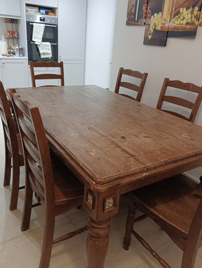 Kitchen Table and Chairs
