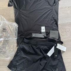 Y-3 Run Shorts & T-Shirt (S)