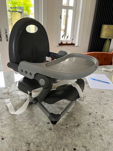 Chichi Booster Seat