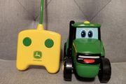 John Deere remote tractoe