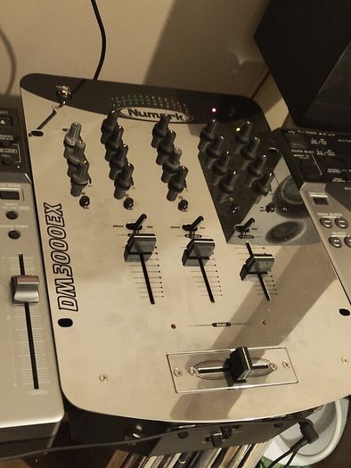 Numark DM3000EX
