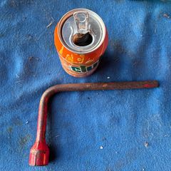 Vintage wheel brace