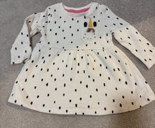 Dress size 6-9 m