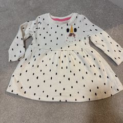 Dress size 6-9 m