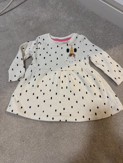Dress size 6-9 m