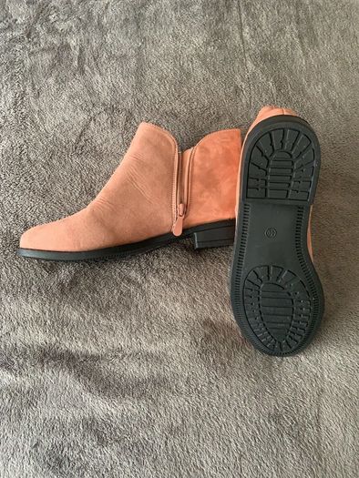 Boots size 6.5