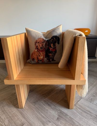 ItooRaba Lounge Chair by Sizar Alexis