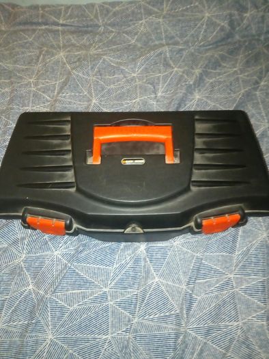 Black and decker toolbox