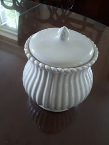 Ceramic Storage jar with lid
