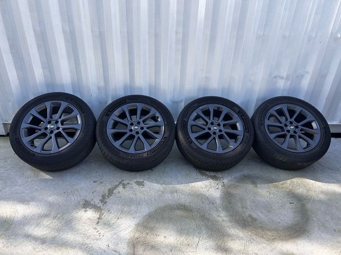 Genuine Range Rover Sport 21" Alloy Wheels