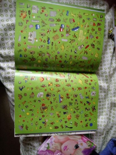 2000 Sticker Dino - Supersaurus Book