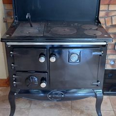 Stanley Errigal Cooker with Back Boiler in Excellent Condition