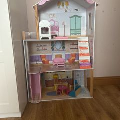doll house