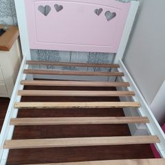 Girls bed