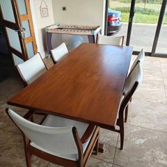 dinner table, 6 chairs