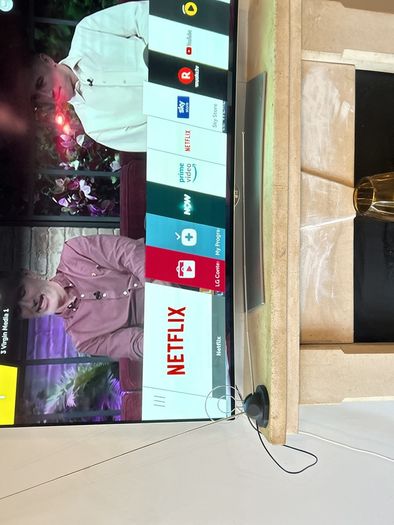 LG OLED 55" smart tv